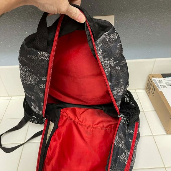 Adidas backpack - Picture 5 of 11